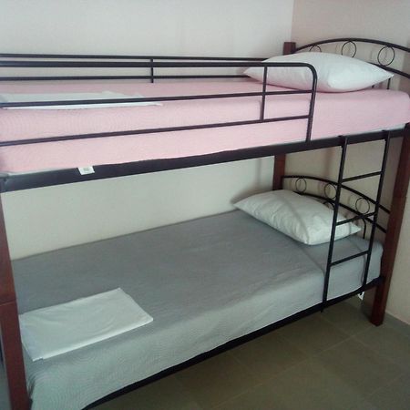 Persefoni Rooms Apartments & Mezonetes โตโรนี ภายนอก รูปภาพ