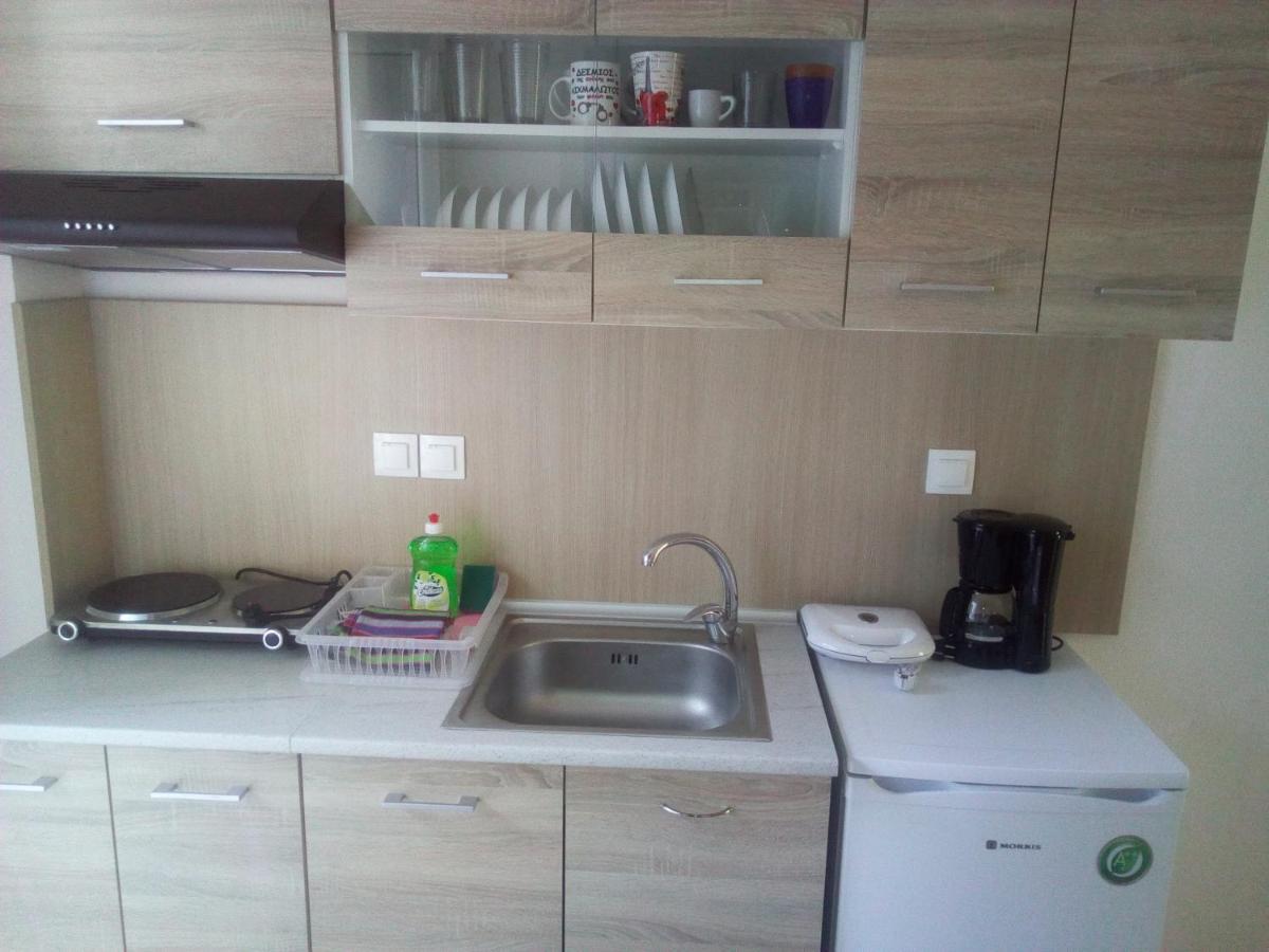 Persefoni Rooms Apartments & Mezonetes โตโรนี ภายนอก รูปภาพ
