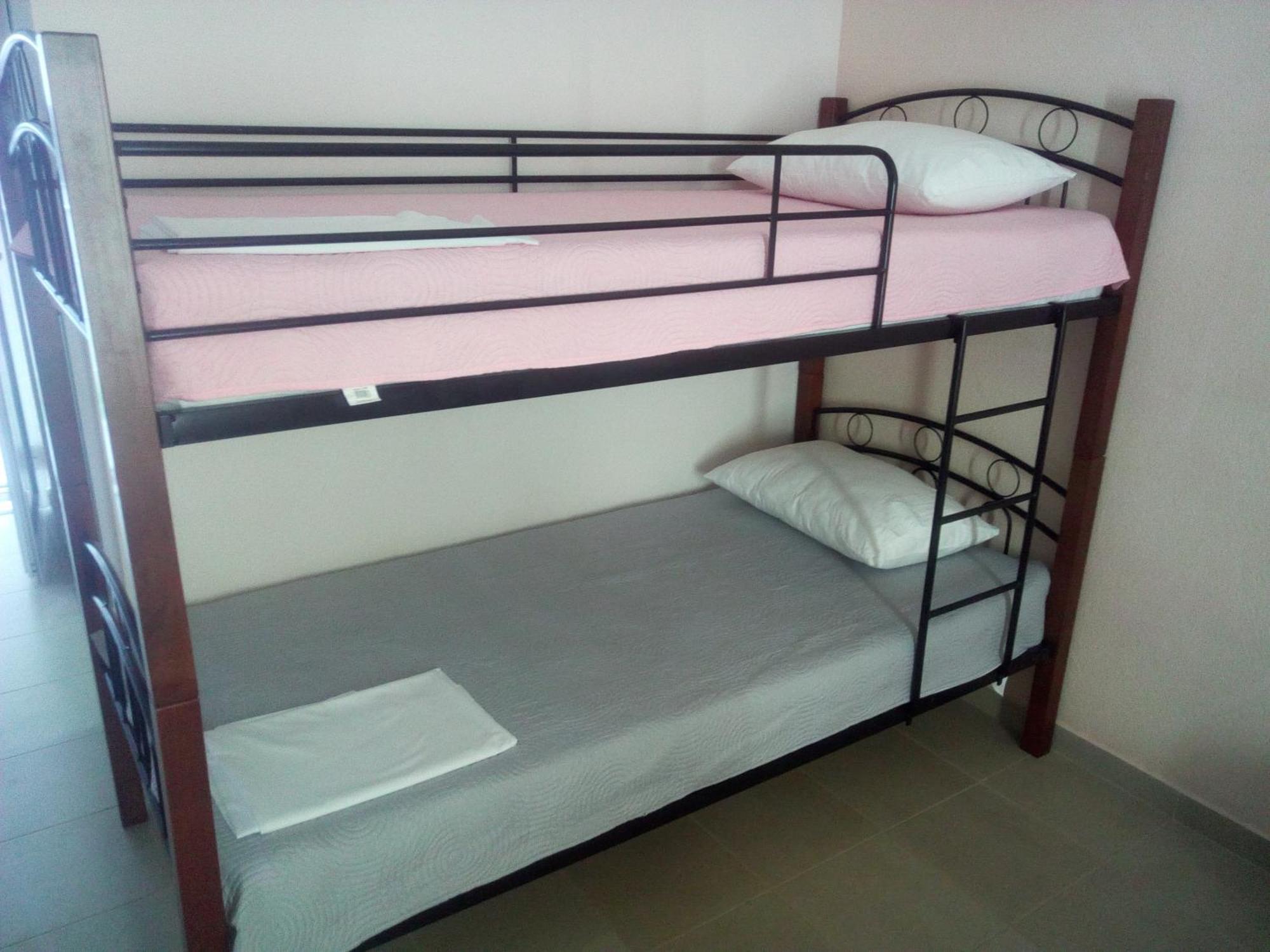 Persefoni Rooms Apartments & Mezonetes โตโรนี ภายนอก รูปภาพ