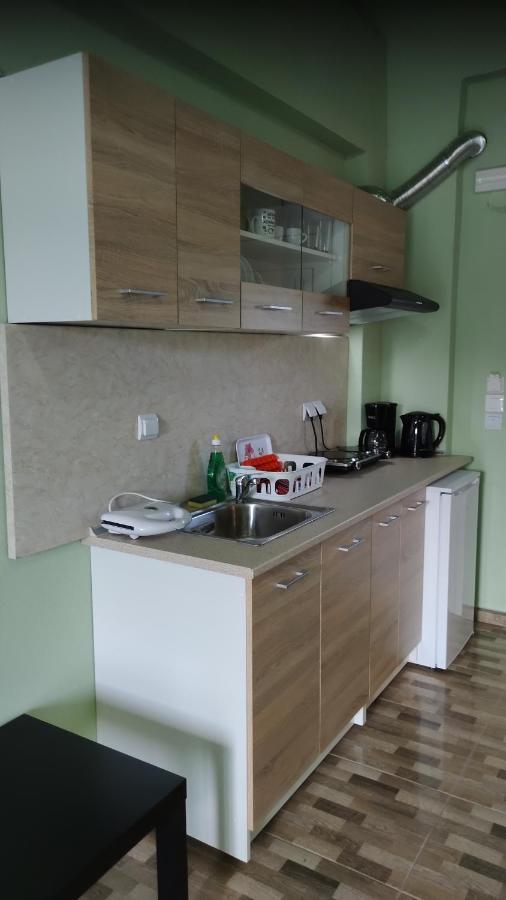 Persefoni Rooms Apartments & Mezonetes โตโรนี ภายนอก รูปภาพ