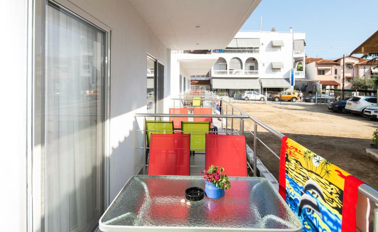 Persefoni Rooms Apartments & Mezonetes โตโรนี ภายนอก รูปภาพ